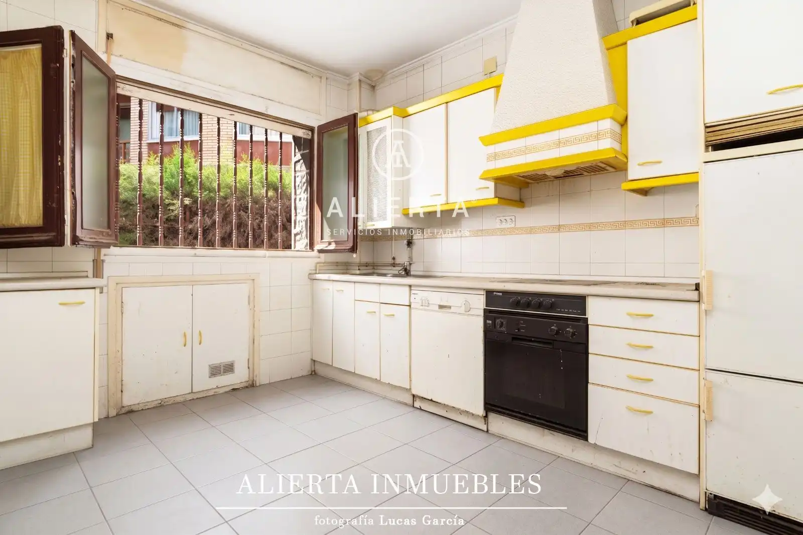 Cocina de Casa o chalet en venta en Zaragoza con Calefacción y Terraza
