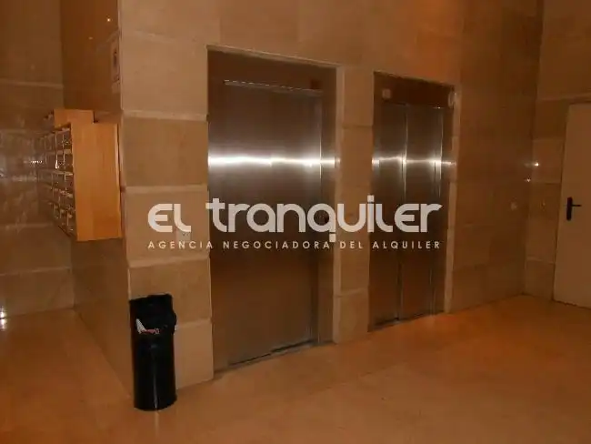 Flat for rent in Madrid  with Air Conditioner, Parquet flooring and Swimming Pool