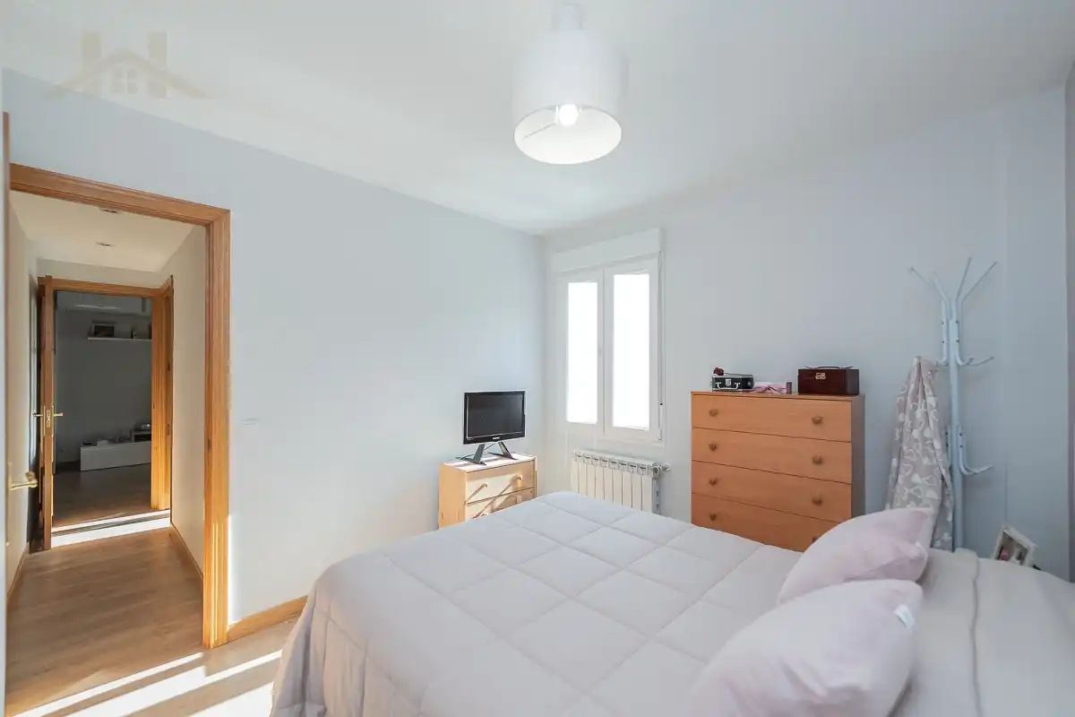 Bedroom of Flat for sale in Móstoles  with Air Conditioner and Heating