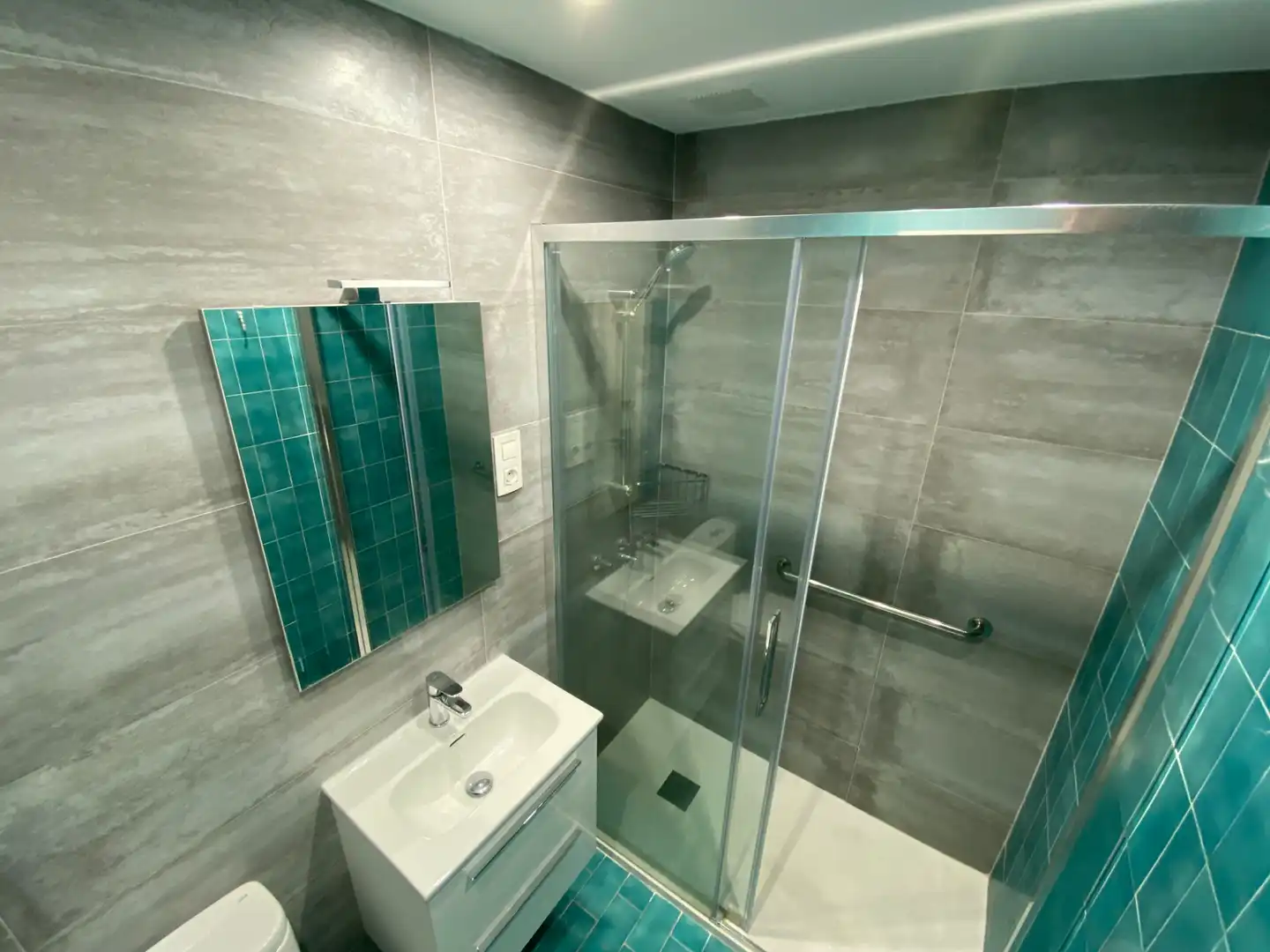 Baño de Piso en venta en Bakio con Terraza, Amueblado y Balcón