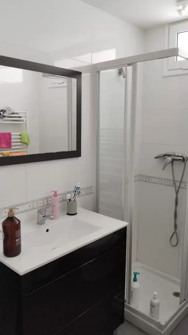 Bathroom of Flat for rent in Zaragoza  with Heating, Furnished and Oven