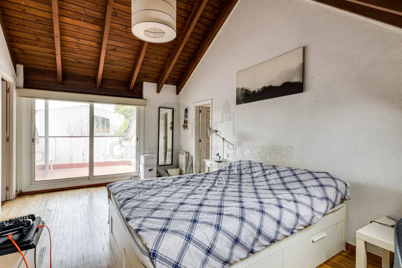 Habitación de Casa o chalet en venta en Sant Cugat del Vallès con Calefacción, Jardín privado y Parquet