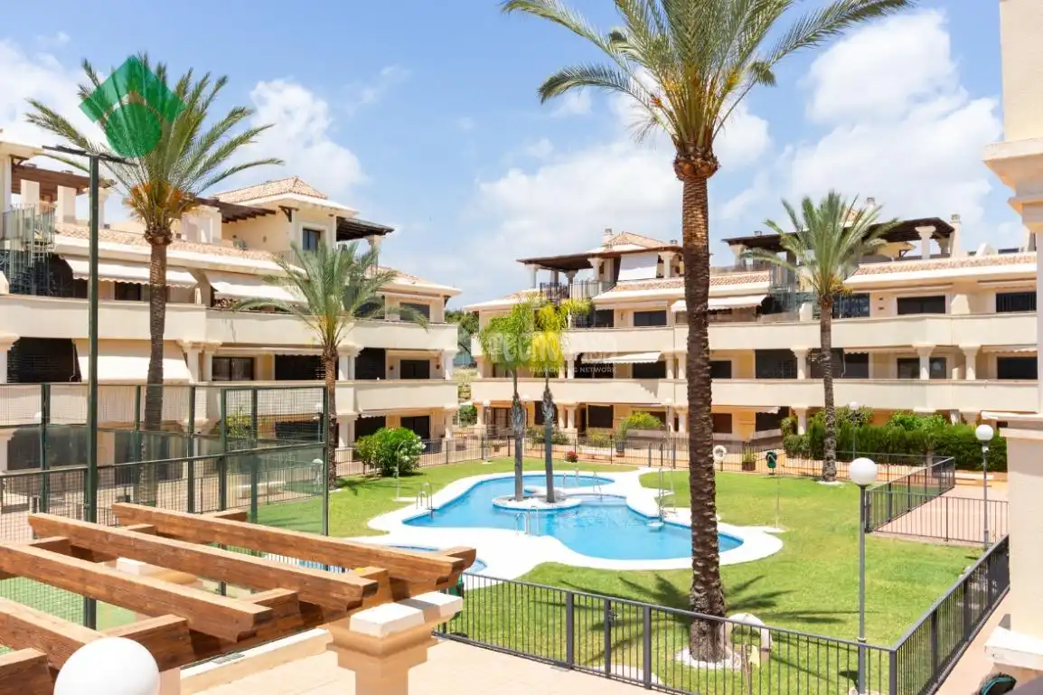 Vista exterior de Pis en venda en Vélez-Málaga amb Aire condicionat, Terrassa i Traster