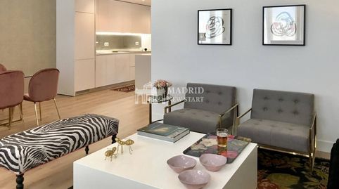 Foto 3 de Piso en venta en Calle Cea Bermúdez, Vallehermoso, Madrid Capital