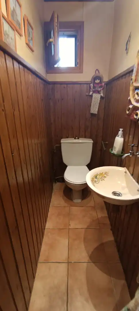 Bathroom of Flat for rent in Bagà  with Heating, Furnished and Oven