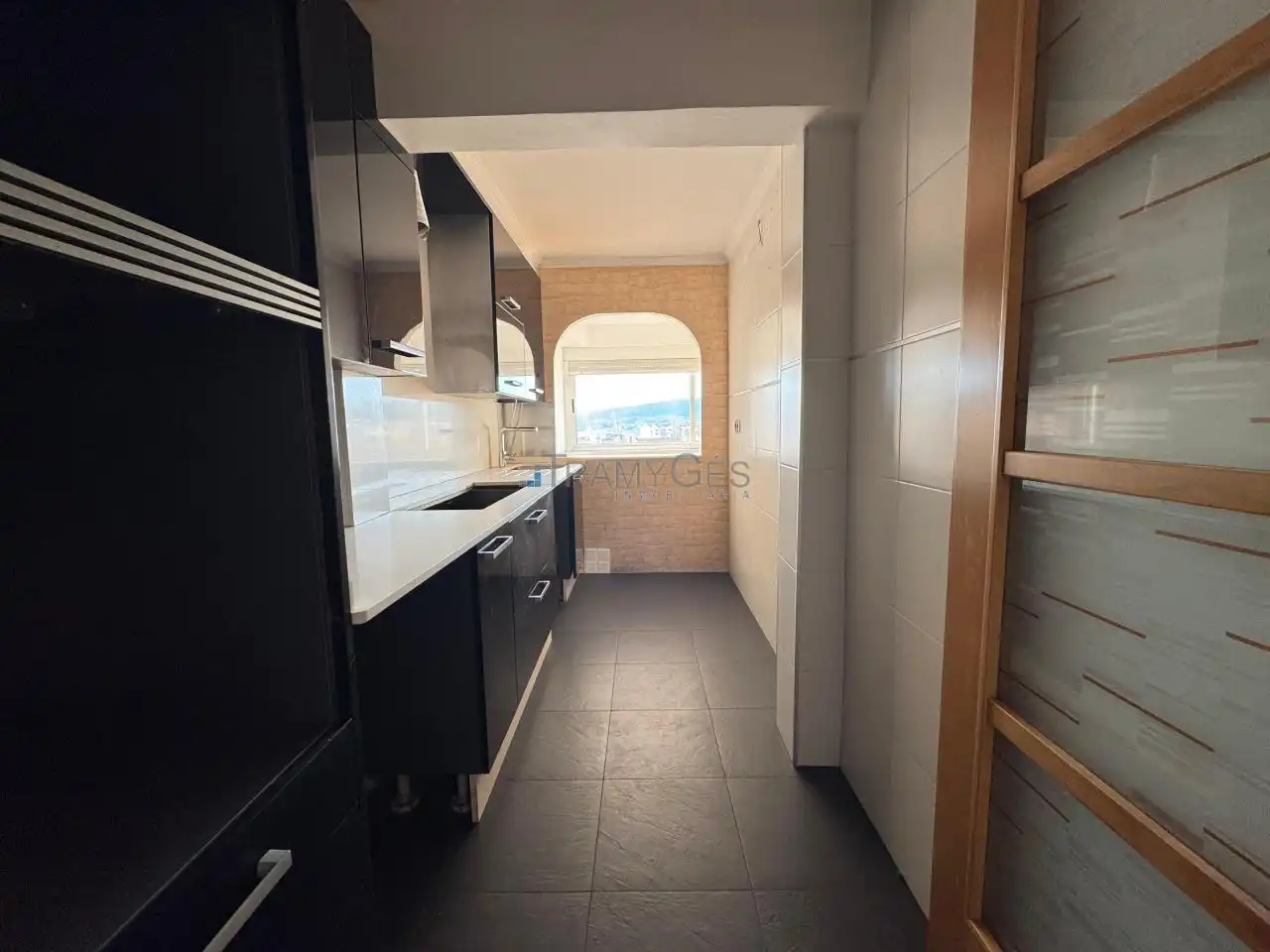 Cocina de Dúplex en venta en Vigo  con Calefacción