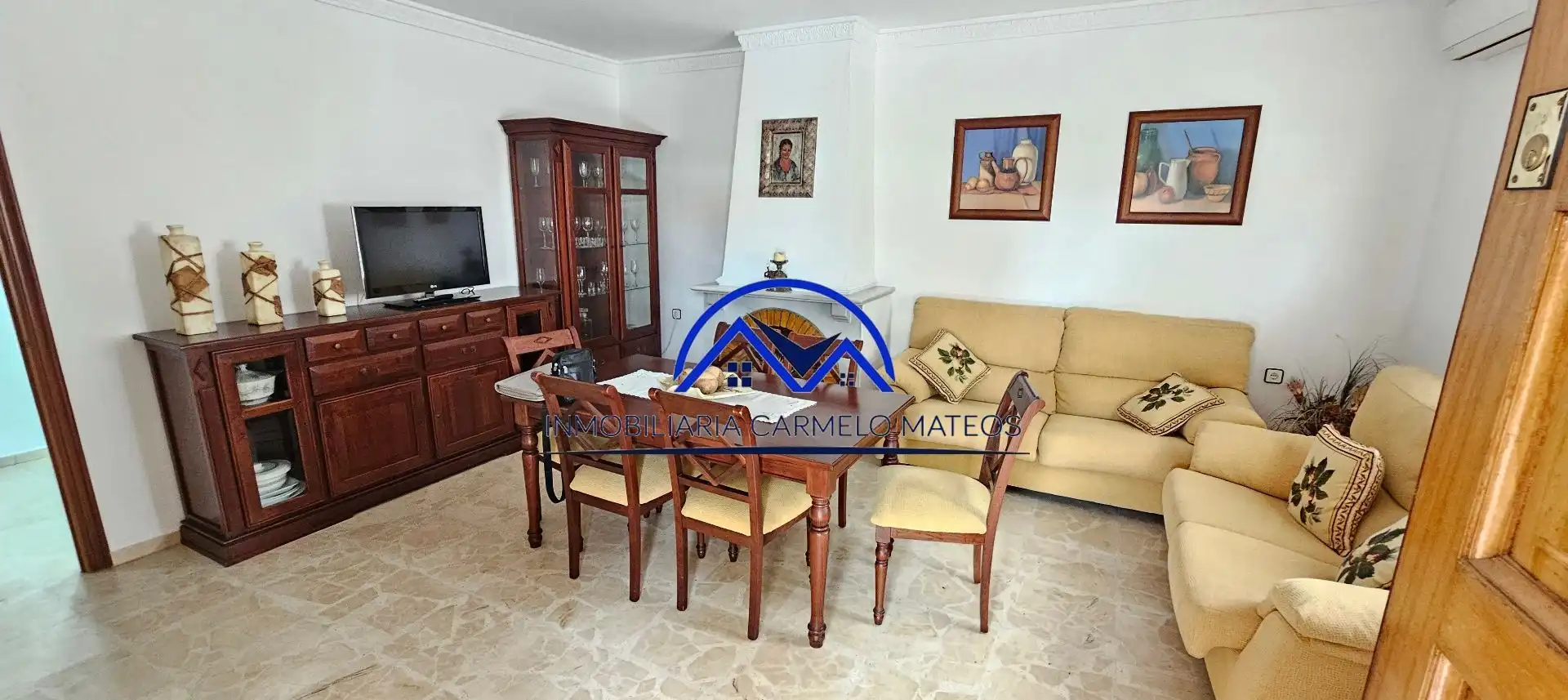 Living room of Houses for sale in Sanlúcar de Barrameda  with Air Conditioner, Private garden and Storage room