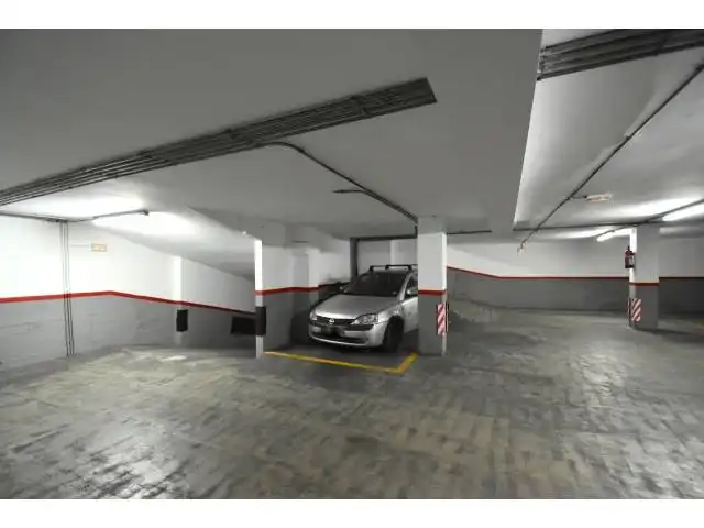 Parcheggio in vendita a Centre Vila, imagen 4