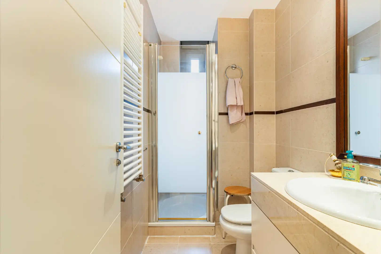 Badezimmer von Dachboden zum Verkauf in Majadahonda mit Klimaanlage, Heizung und Terrasse
