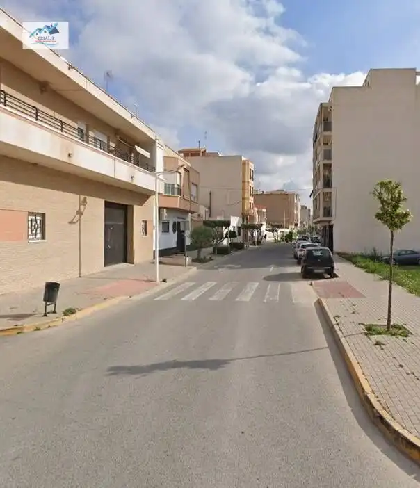 Locale commerciale in vendita a Calle de la Libertad