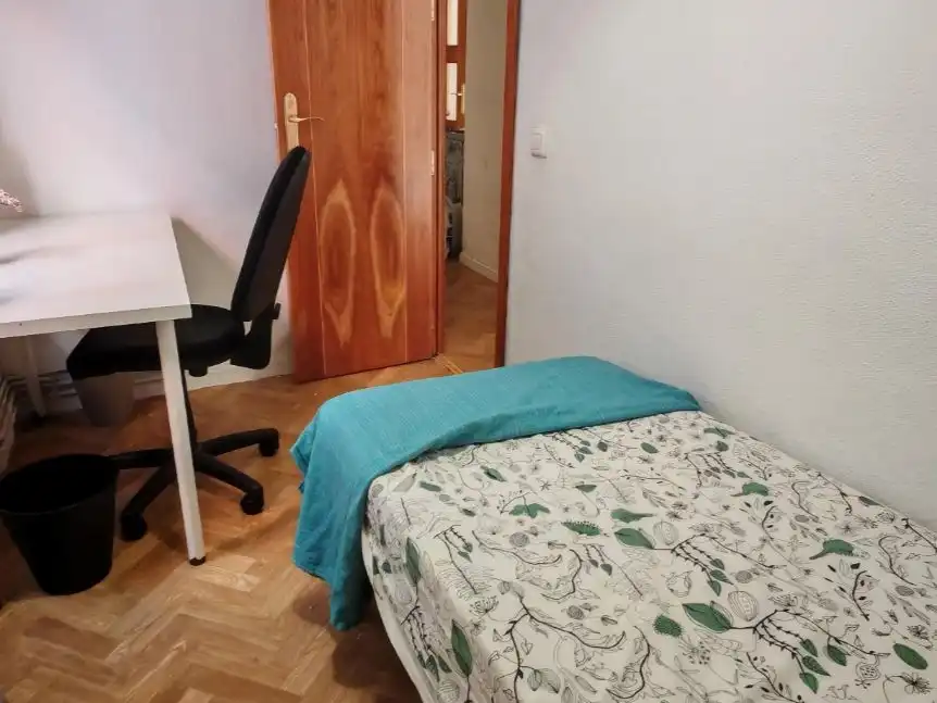 Pis amb jardí en venda a sierra de albarracin 28, imagen 17