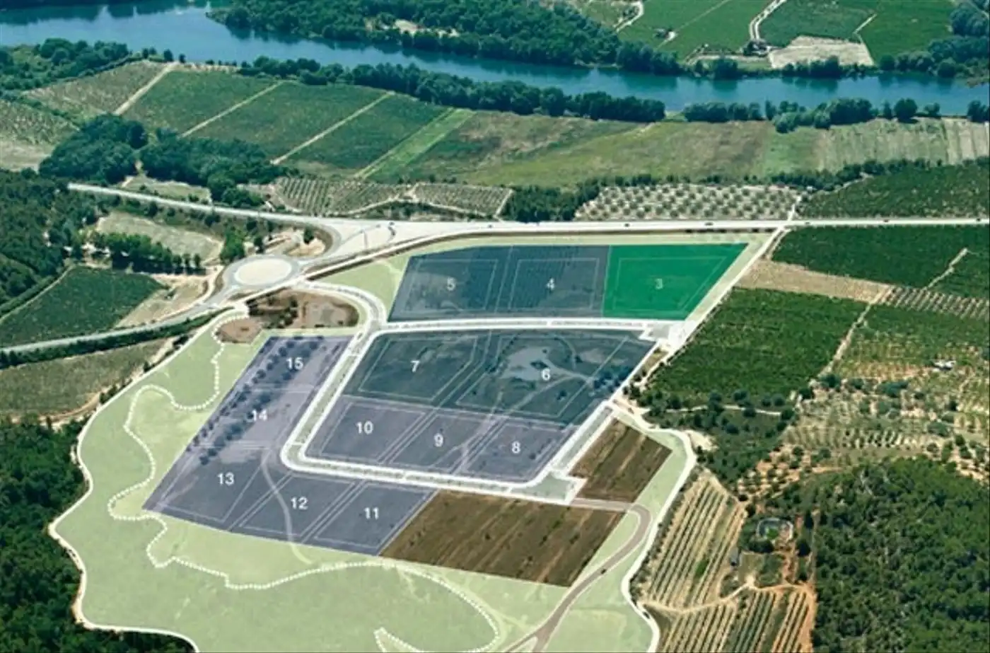 Industriegrundstück zum Verkauf in Móra la Nova