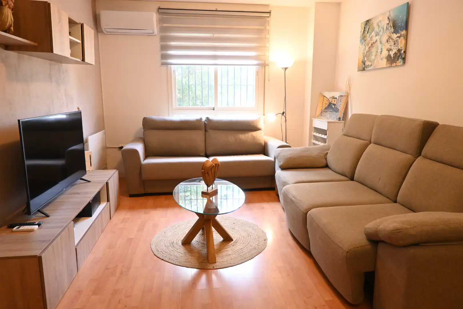 Living room of Flat for sale in Churriana de la Vega  with Air Conditioner, Heating and Furnished