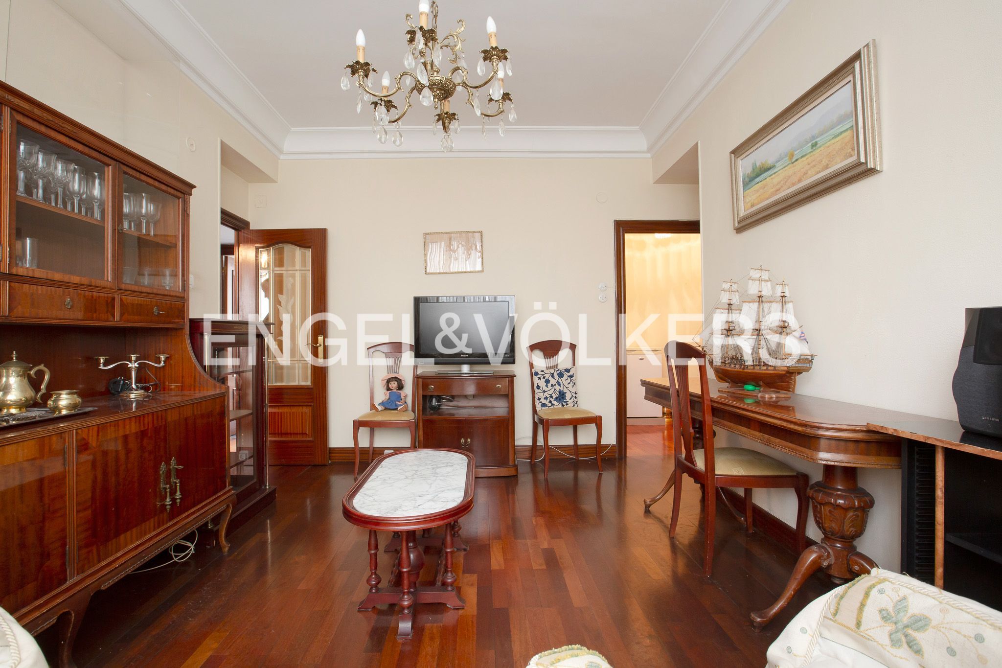 Sala d'estar de Pis en venda en Bilbao  amb Calefacció i Balcó