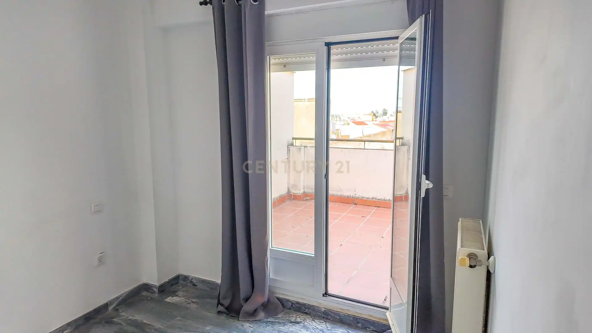 Terrasse von Maisonette zum Verkauf in Badajoz mit Klimaanlage, Abstellraum und Waschmaschine