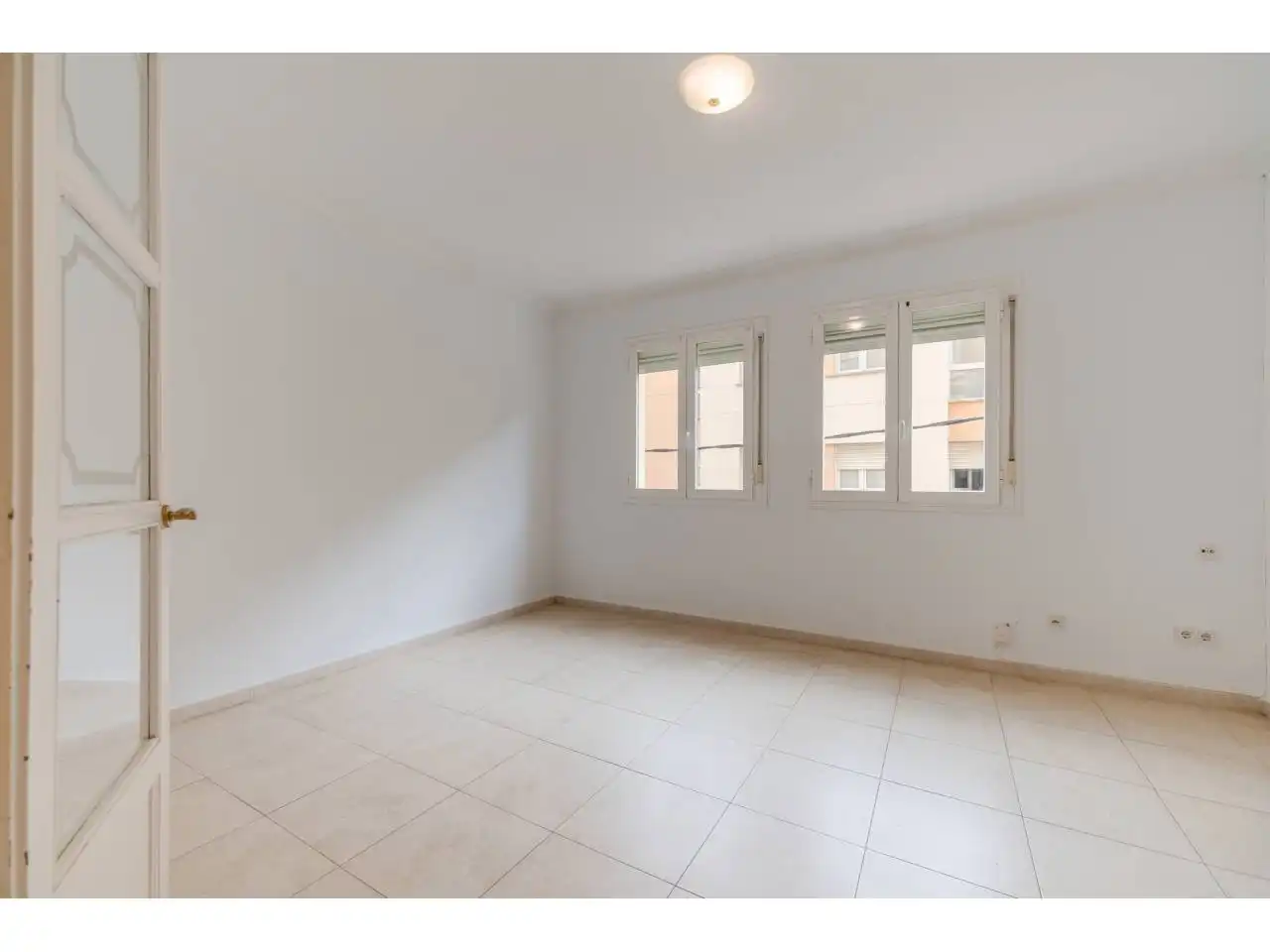 Habitación de Piso en venta en Girona con Balcón