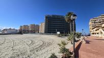 Vista exterior de Àtic en venda en La Manga del Mar Menor amb Aire condicionat, Terrassa i Moblat
