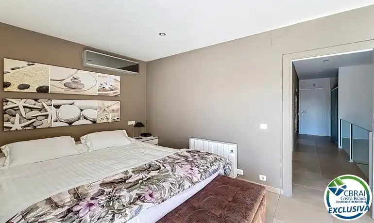 Casa con piscina en venta en Carrer Llobregat, imagen 27