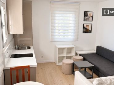 Wohnung zur Miete in Ciudad Lineal