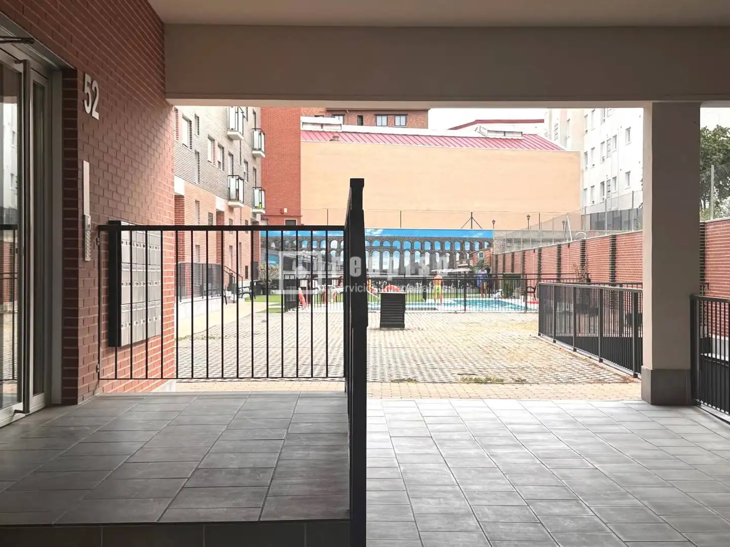 Flat for rent in de Valderribas, Adelfas