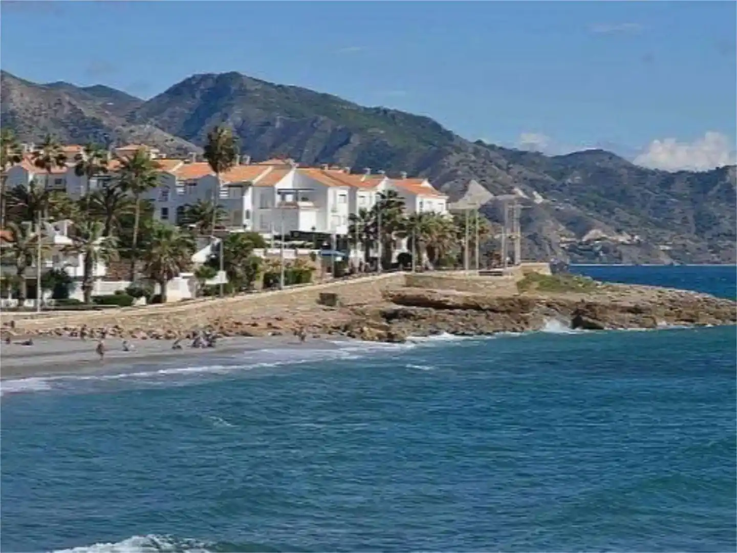 Vista exterior de Pis en venda en Nerja amb Piscina
