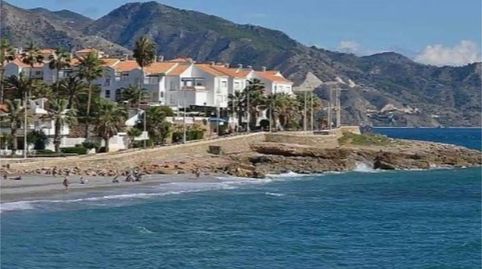 Foto 2 de Pis en venda a Calle Castilla Pérez, 21, Chaparil - Torrecilla - Punta Lara, Nerja