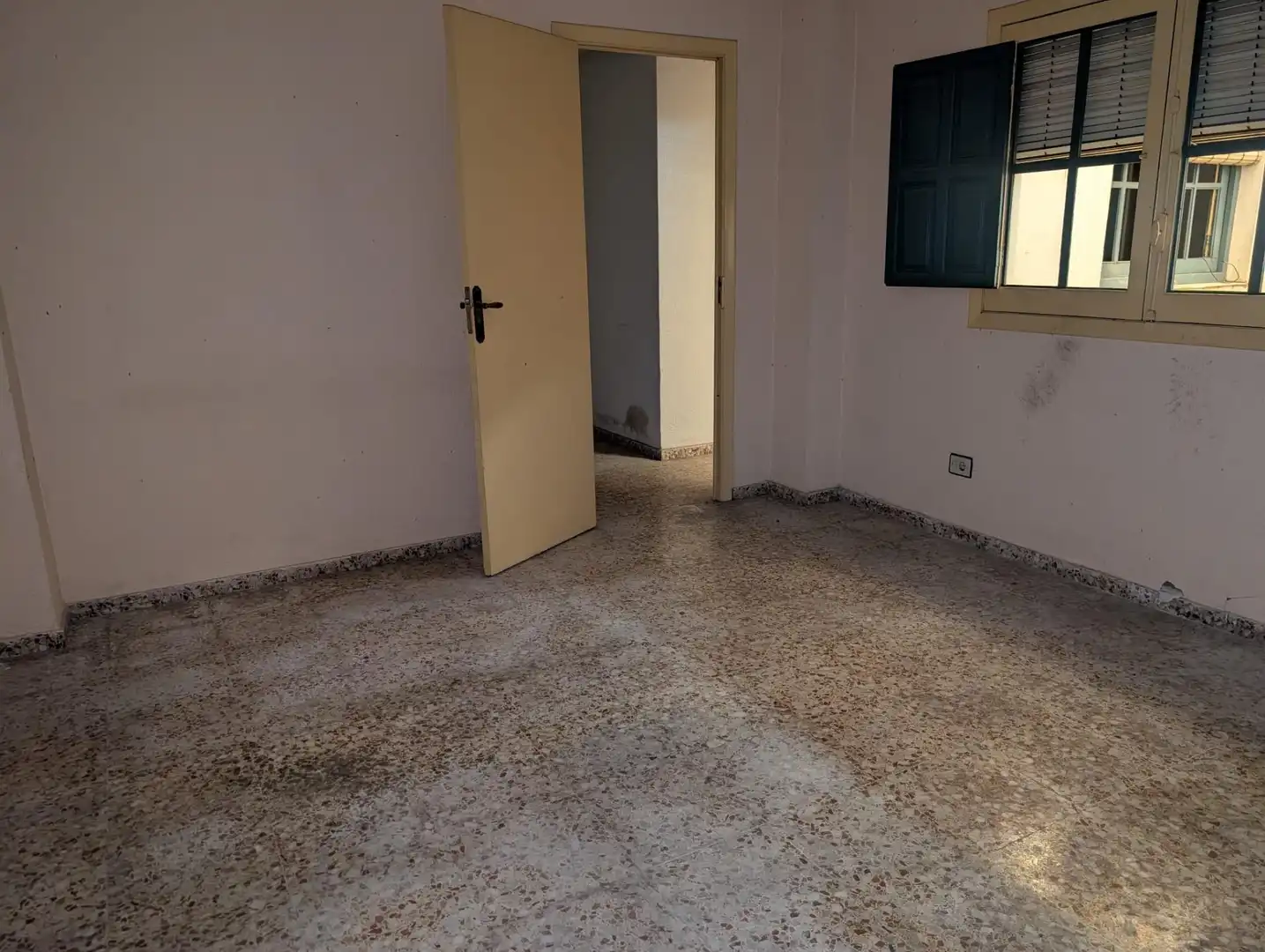 Planta baja en venta en Paterna