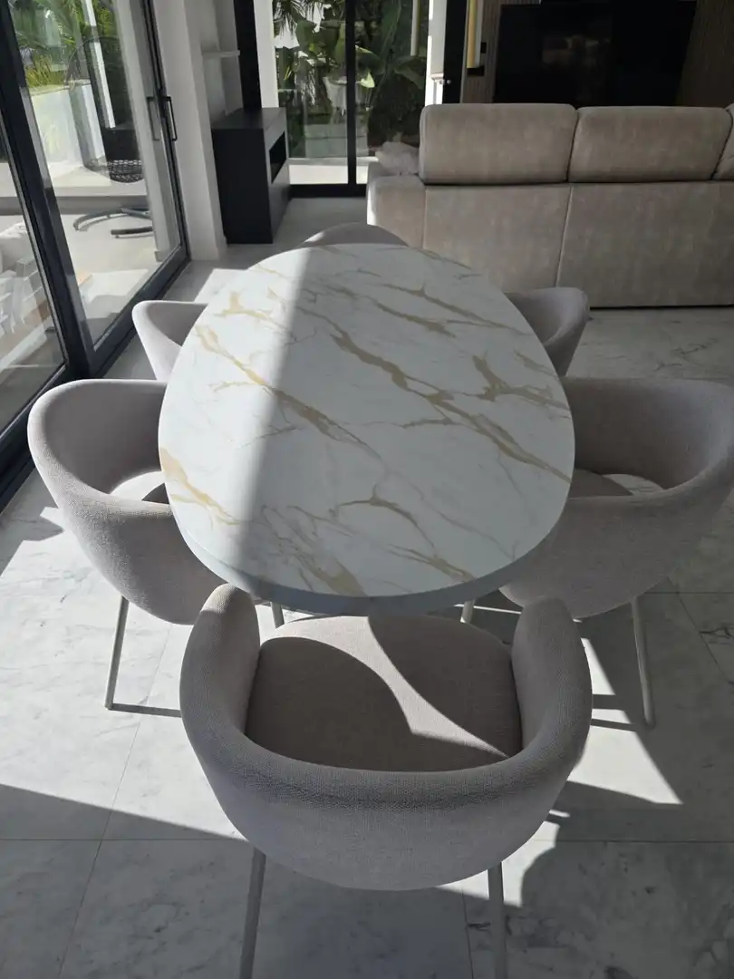 Comedor de Casa o chalet de alquiler en Finestrat con Aire acondicionado, Calefacción y Jardín privado