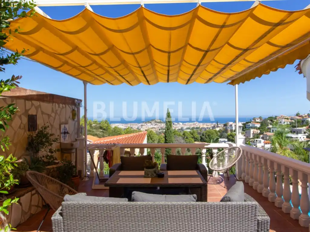 Casa con piscina in vendita a Calle Zeus