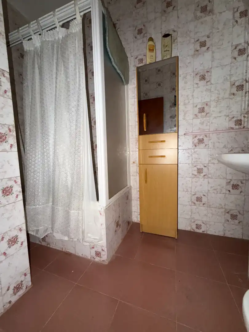Badezimmer von Wohnung zum Verkauf in Úbeda mit Abstellraum