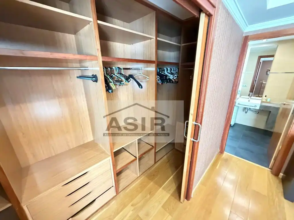 Piso de alquiler en Carcaixent con Aire acondicionado, Calefacción y Balcón