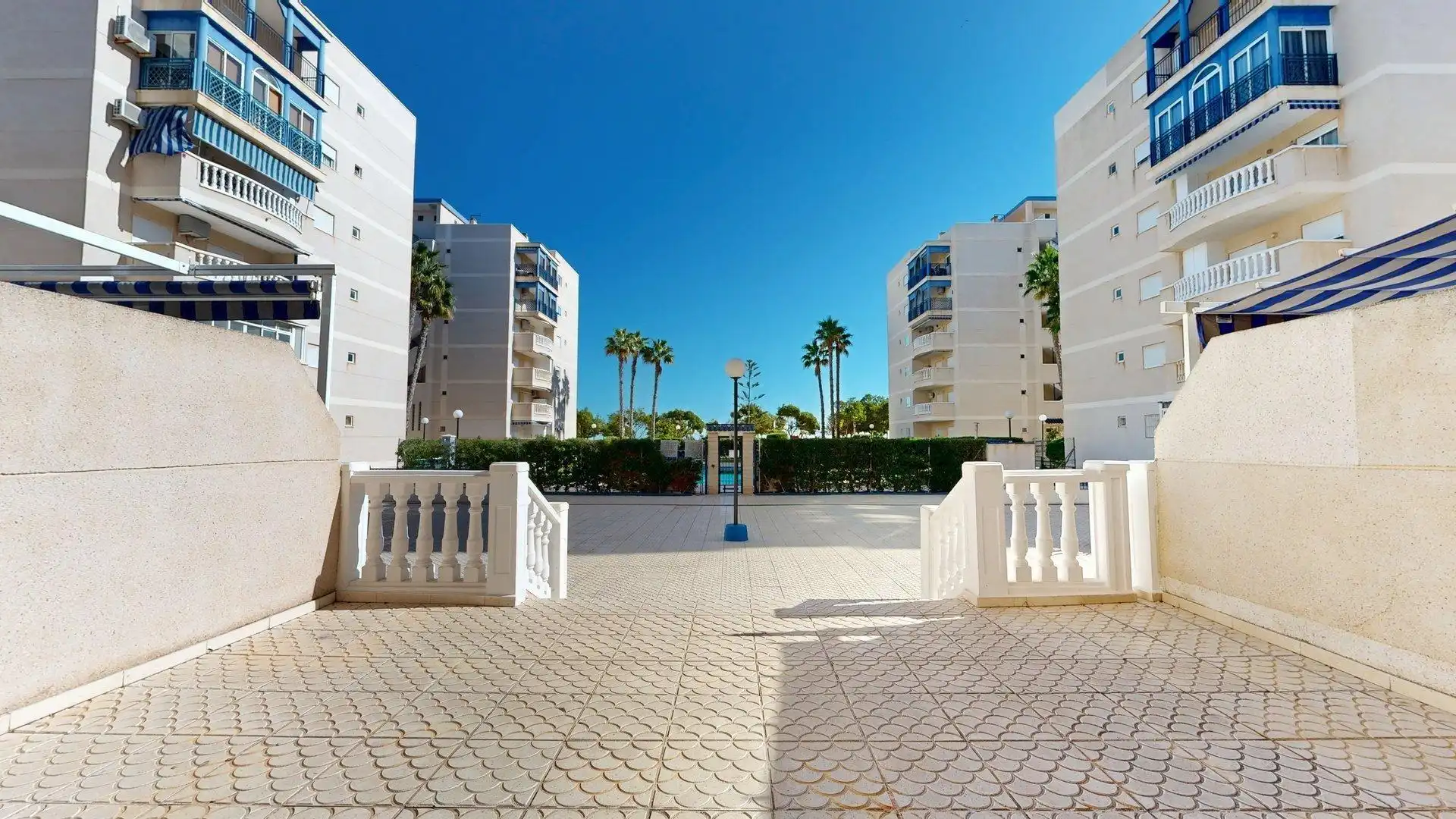 Apartament de lloguer a Avenida Costa Blanca, 19, Los Arenales del Sol