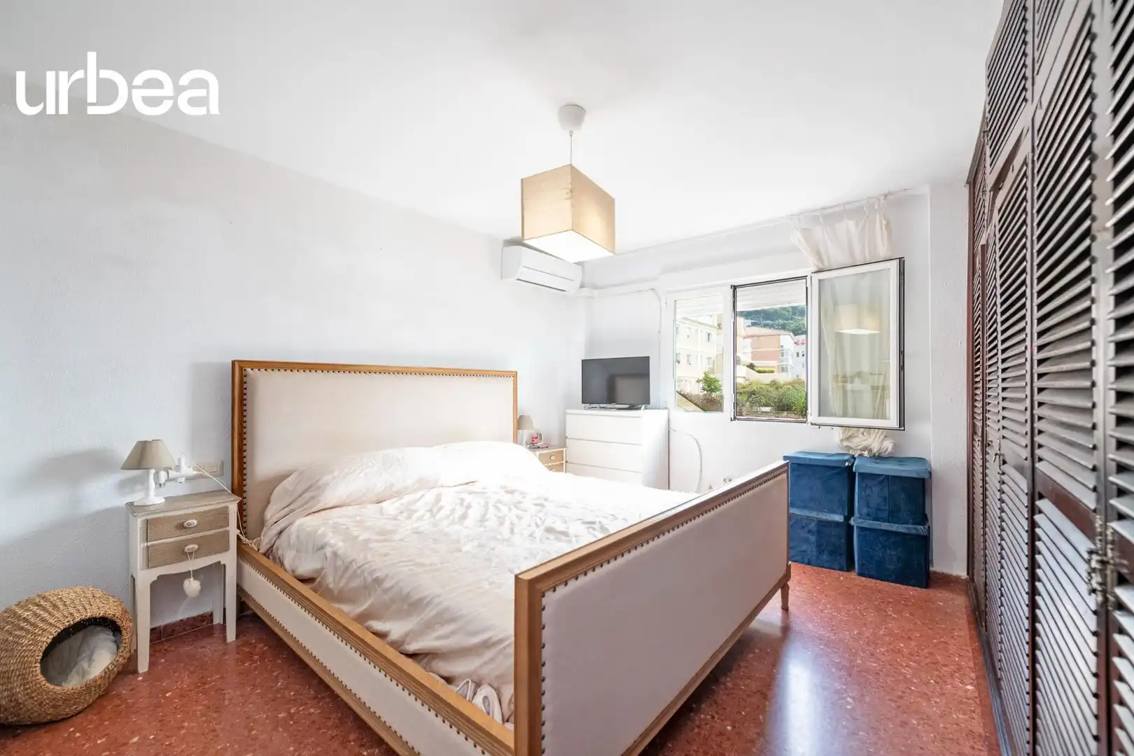 Habitación de Ático en venta en Málaga con Calefacción, Terraza y Balcón