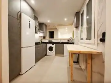 Cuina de Pis en venda en Burgos amb Calefacció i Parquet