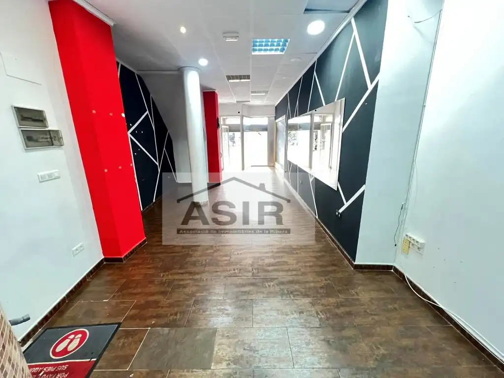 Local comercial de lloguer a Casc Urbà, imagen 3