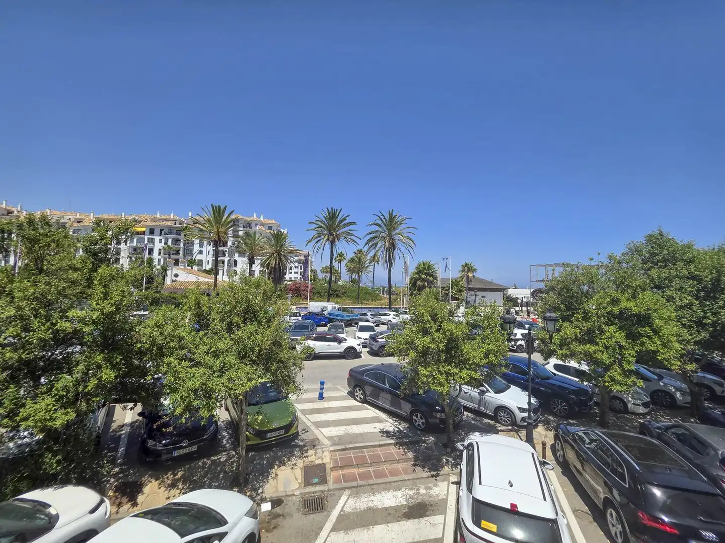 Aparcament de Pis en venda en Manilva amb Terrassa