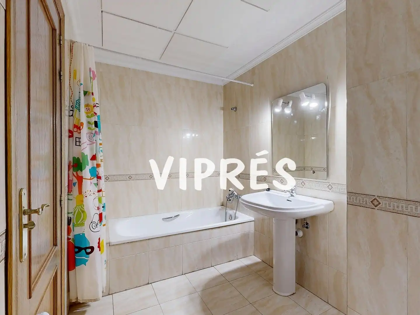 Baño de Piso en venta en Cáceres con Trastero