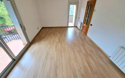 Living room of Flat for sale in Mataró  with Heating, Parquet flooring and Oven