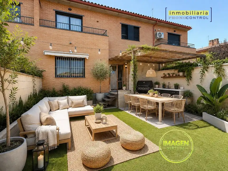 Terrace of Detached homes for sale in Zuera  with Heating, Private garden and Terrace