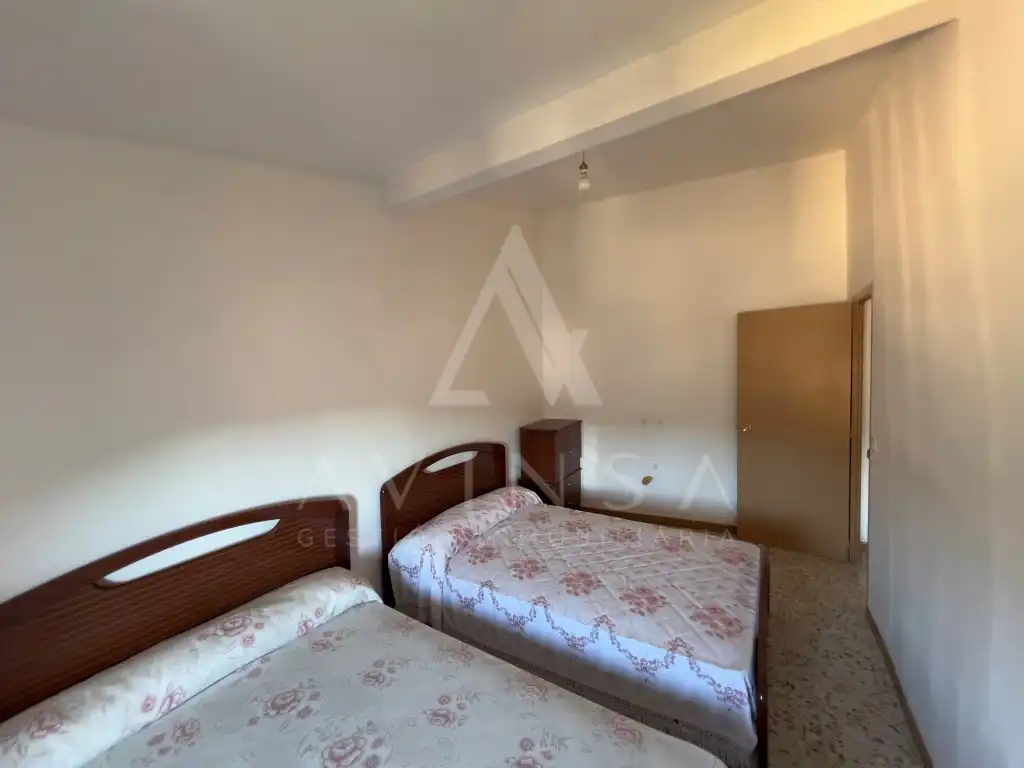 Houses for sale in N/A, Alhóndiga