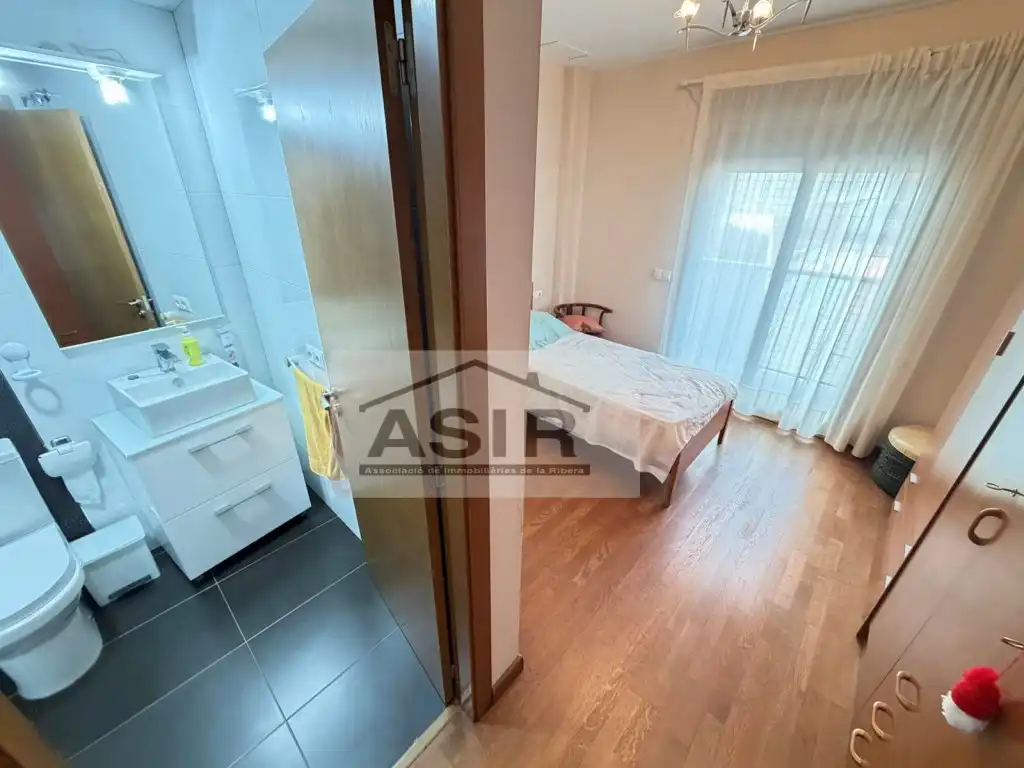 Habitación de Piso de alquiler en Alzira con Aire acondicionado