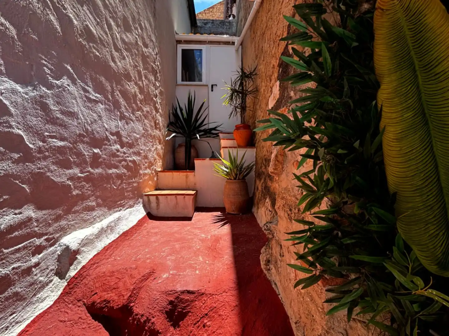 Vista exterior de Casa o xalet en venda en Oliva amb Aire condicionat, Calefacció i Terrassa