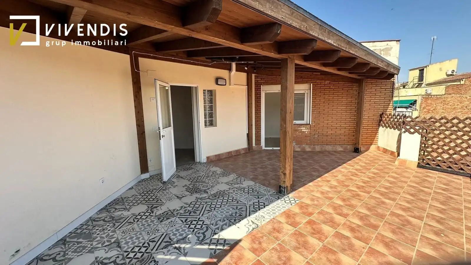 Terrace of Attic for rent in Lleida  with Air Conditioner, Heating and Parquet flooring