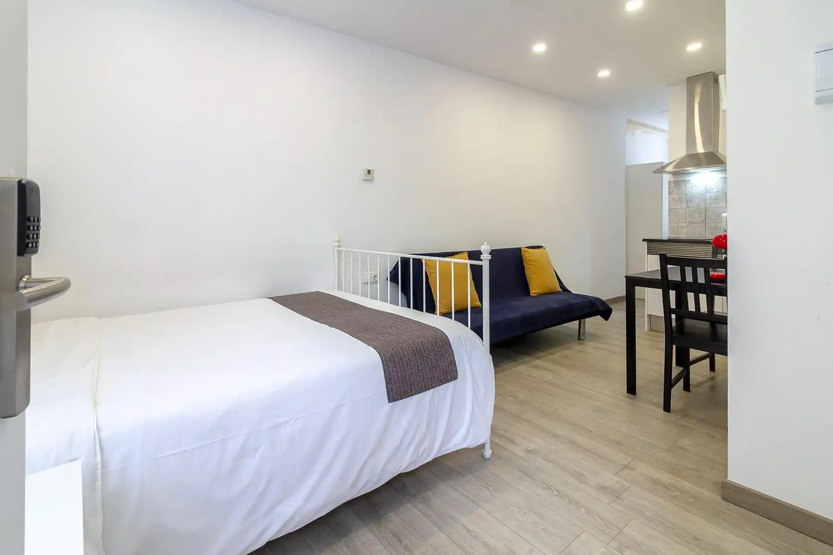 Schlafzimmer von Gebäude zum Verkauf in Sitges