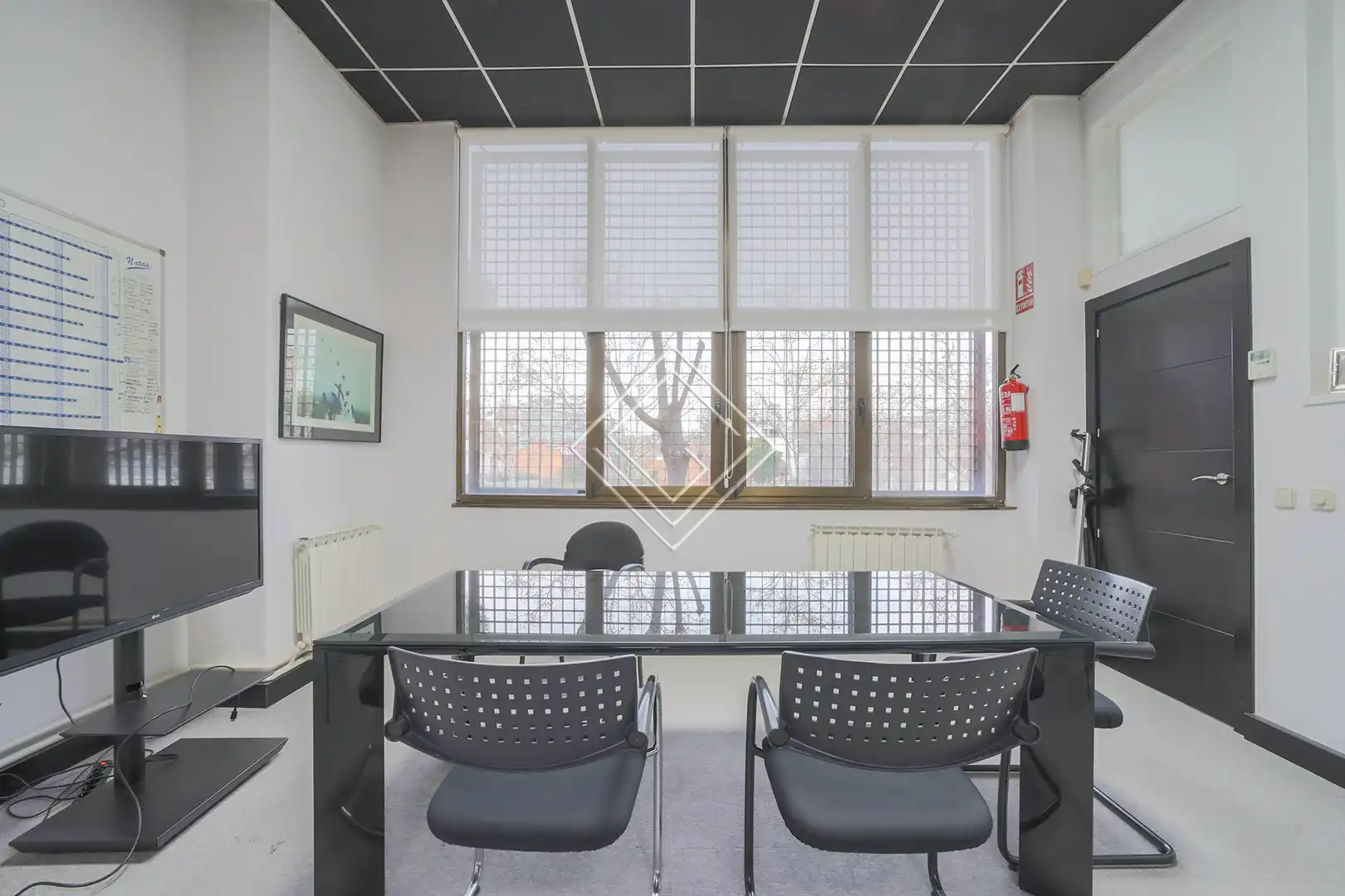 Büro zum Verkauf in Madrid mit Klimaanlage und Heizung