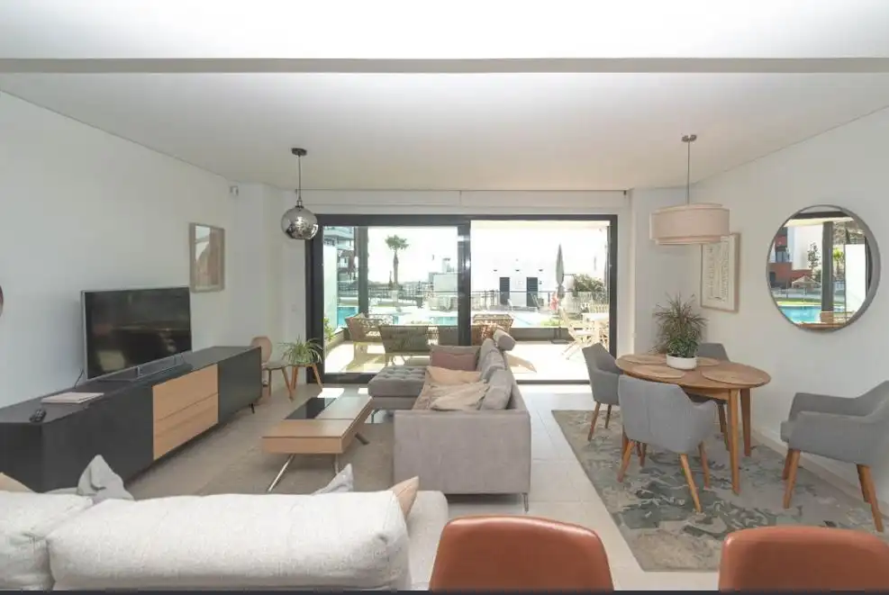 Apartament amb piscina en venda a Puerto Deportivo, imagen 3