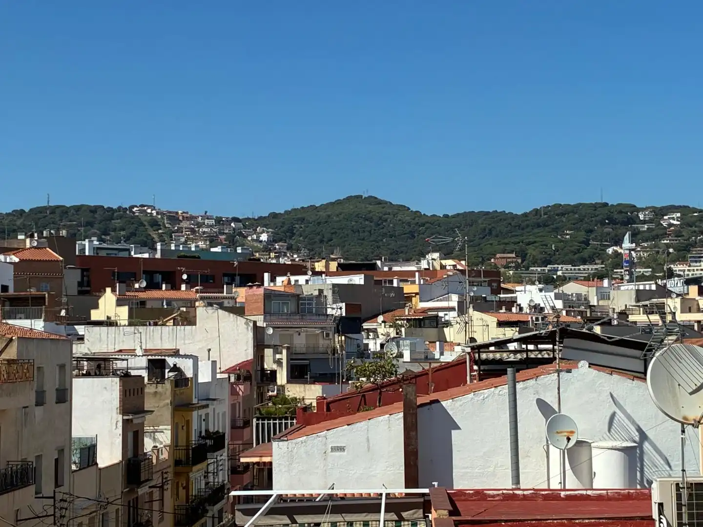 Vista exterior de Dúplex en venda en Mataró amb Terrassa, Moblat i Forn