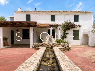 Casa amb balcó en venda a Sant Climent - Es Canutells