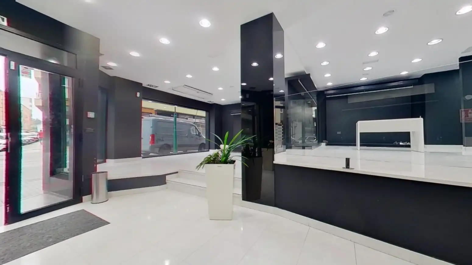 Commercial properties for rent in Torrelavega   with Air Conditioner