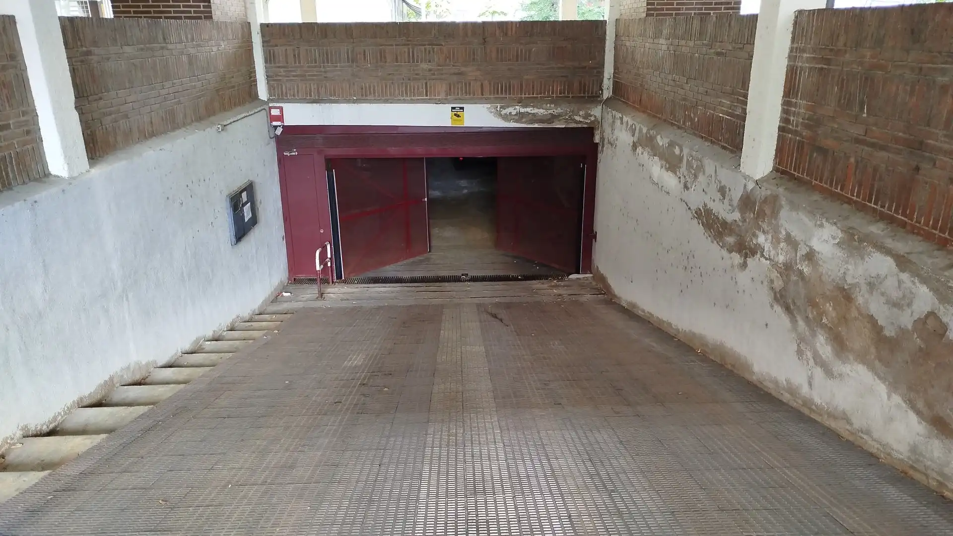 Garatge de lloguer en  Pamplona / Iruña